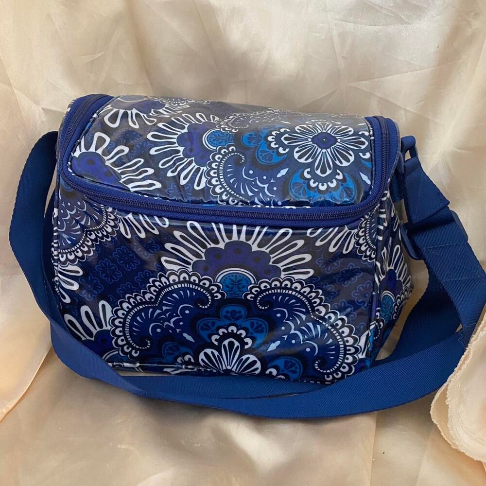 Vera Bradley Stay Cooler Insulated Lunch Bag Blue Paisley Floral Shoulder Strap